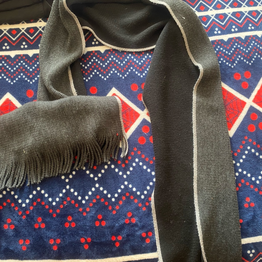 Black scarf